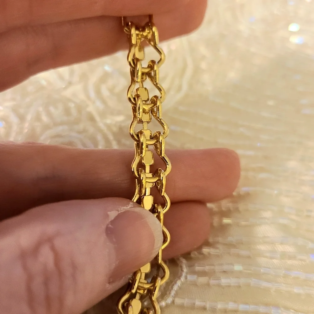Goldtone & Crystal Clasp Bracelet